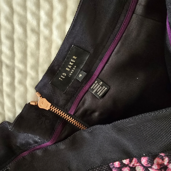 TED BAKER Floral Black Skirt Size TB4 (10) - Picture 5 of 6